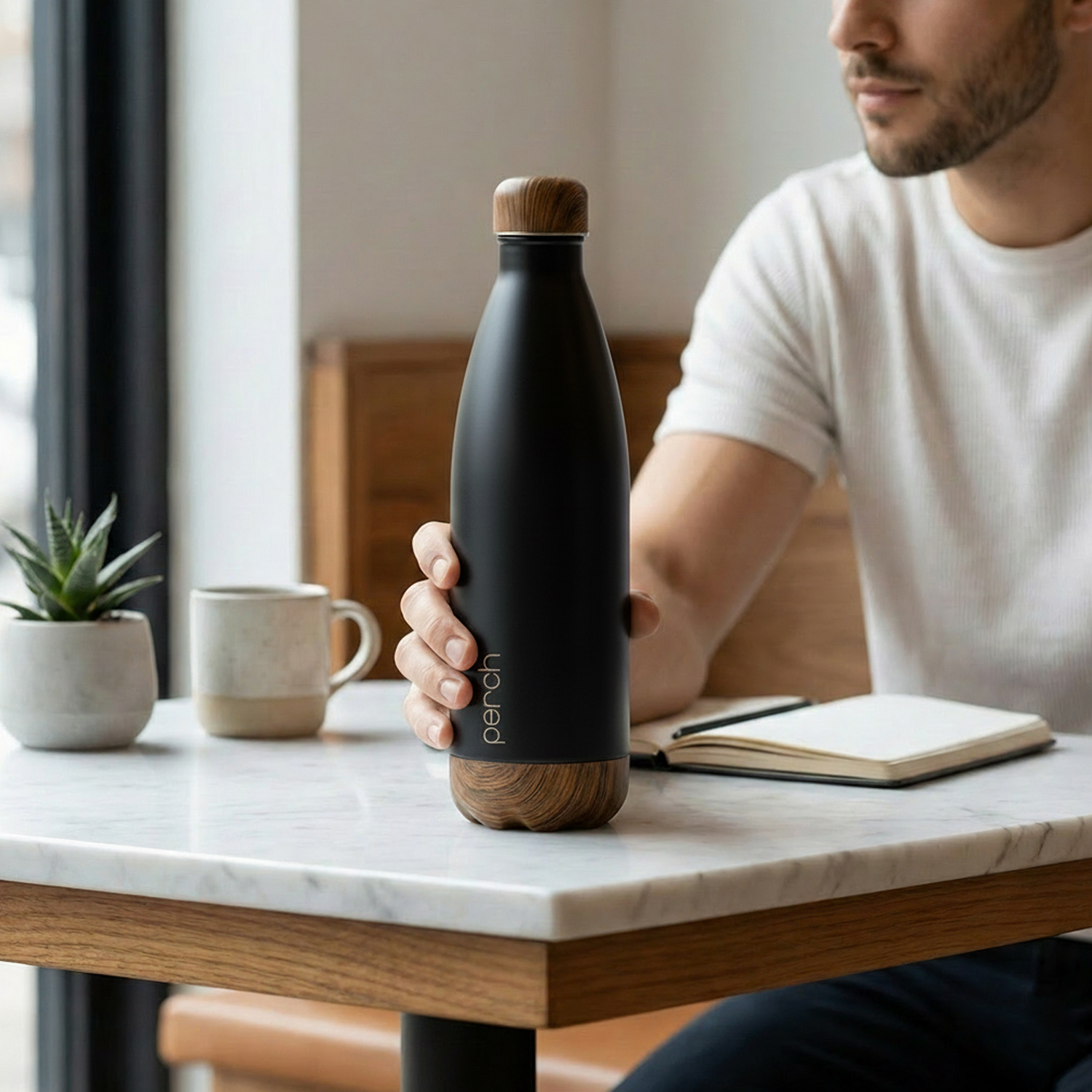 Retro 980ml Vacuum Insulated Stainless Steel Water Bottle, Black